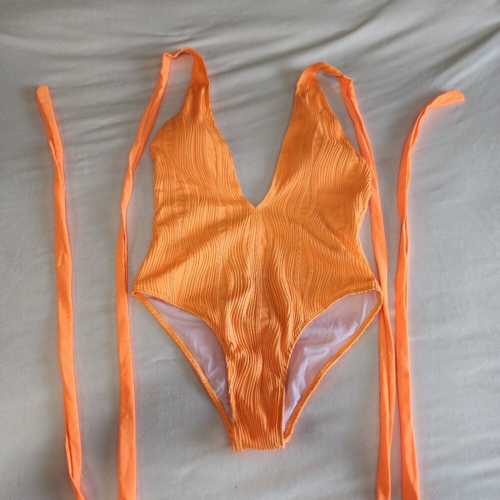 ZAFUL Neon Orange Textured Wavy Ribbed One Piece Swimsuit Size L Wrap Multiway